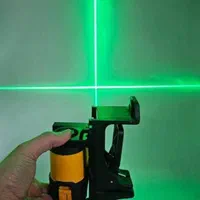 تراز لیزری نور سبز دیوالت برجسته باکیف و پایه|ابزارآلات|اصفهان, هفتون|دیوار
