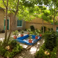 زمین به متراژ ۲۰۹ متر مربع