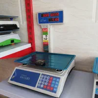 ترازو ۴۰ ۵۰ کیلویی دیجیتال شارژی علمکدار بدون ستون|فروشگاه و مغازه|قرچک, قشلاق جیتو|دیوار