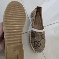 چند جفت کفش|کیف، کفش، کمربند|ایلام, |دیوار