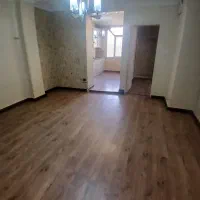 ۶۰ متر پارکینگ دار