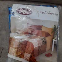 صندلی غذا ی کودک و روتختی یک نفره و سگ  بادی
