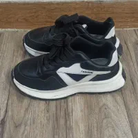 پوتین و کتونی ،کاملا سالم بدون کوچکترین لک|کیف، کفش، کمربند|رشت, پیرکلاچای|دیوار