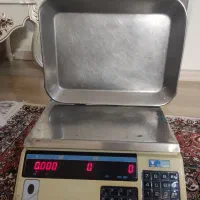 ترازو  اصل ژاپن|سایر لوازم برقی|اردبیل, |دیوار