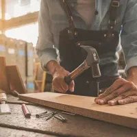 استخدام فوری نجار و کلاف‌کار حرفه‌ای