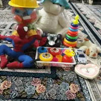 تعدادی اسباب بازی|اسباببازی بچه|اندیشه, اندیشه فاز ۱|دیوار