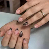 جشنواره کاشت ناخن  50٪تخفیف|خدمات آرایشگری و زیبایی|بروجرد, |دیوار