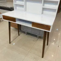 میزتحریر پایه خراطی|میز تحریر و کامپیوتر|کاشان, گارزگاه|دیوار