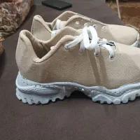 کفش اسپورت در حد نو و نو|کیف، کفش، کمربند|شیراز, سعدیه شمالی|دیوار