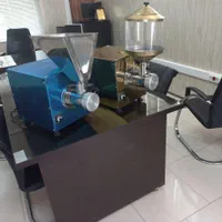 کره گیر مغزیجات ارده ساز فندق آجیل بادام زمینی