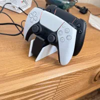 فروشPs5دیجیتال با یه دسته اضافه جنس اصل درحد