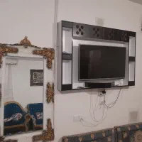 میزتلویزیون سالم درحد نو به دلیل کمبود جا