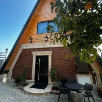 کلبه دوخوابه جکوزی باتراس قاسم نژاد۲