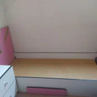 تخت کودک|تخت و صندلی بچه|اصفهان, کارلادان|دیوار