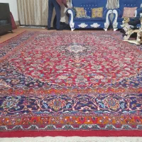 فرش دستباف بسیار خوش رنگ