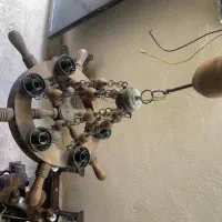 تعدادی روشنایی سقفی و دیواری