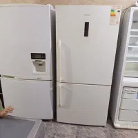 یخچال فریزر نیم ساید هایسنس سالم درحدنو شیک جادار