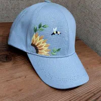 کلاه کپ گلدوزی|لباس|تبریز, |دیوار