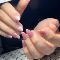 برای تکمیل آلبوم به مدل کاشت ناخن نیازمندم فقط 190