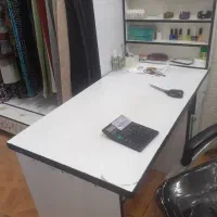 میز کاشت ناخن برای آرایشگاه سالم|آرایشگاه و سالنهای زیبایی|رشت, توشیبا|دیوار