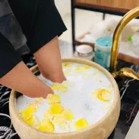 تخفیف پدیکور و کفسابی ب مدت 2 روز