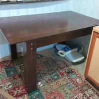 میز نهار خوری و کمد لباسی