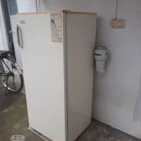 یخچال آزمایش