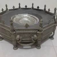 منقل بزرگ برنجی قدیمی داخل مس وزن نه و نیم کیلو|کلکسیون اشیاء عتیقه|تهران, دولتخواه جنوبی|دیوار