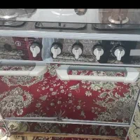 گاز درب جلوش جدا شده ولی شیشش سالمه