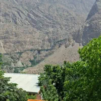 زمین ییلاقی داخل بافت جاده هراز روستای هاره