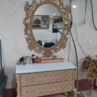 ویترین  شیک و صندلی  ارایشگاه|آرایشگاه و سالن‌های زیبایی|چهاردانگه (تهران), |دیوار