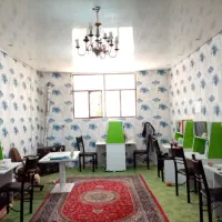 ساختمان مسکونی وپارکینگ تجاری جدااجاره داده میشود