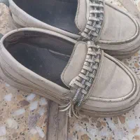 کفش پسرانه. کفش دخترانه. دمپایی. کفش زنانه|کیف، کفش، کمربند|برخوار, |دیوار