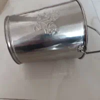 سطل کنار اتاق خواب