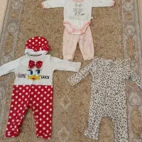 حراج لباس کودک|کفش و لباس بچه|رشت, چله خانه|دیوار