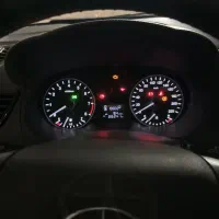 جک  j4 اتوماتیک بسیار تمیز مشابه نو