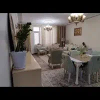 فروش حیاط دوونیم طبقه درطالقانی کوی10متری