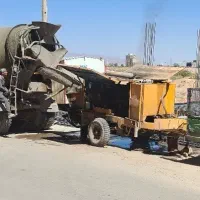 پمپ بتن ۲۰۰۰ درحال کار|ماشینآلات صنعتی|کرمان, |دیوار