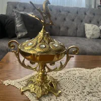 شکلات خوری و سه عدد قندان برنجی