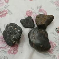 نه نام خالق هستی