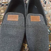 ۲جفت کفش راحتی|کیف، کفش، کمربند|خوی, |دیوار