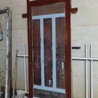 درآهنی بسیارتمیزوسالم