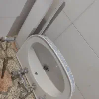 روشویی به همراه شیرآلات