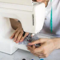 استخدام خیاط