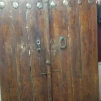 درب چوبی قدیمی
