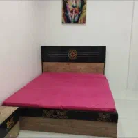 تخت در حد نو