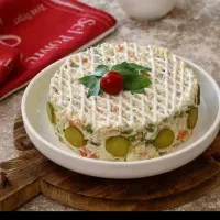 سالاد الویه با مرغ