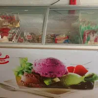 یخچال بستنی