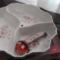 لمونژ.  ظرف پذیرایی