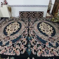 دو عدد قالی 6متری و 8عدد پشتی